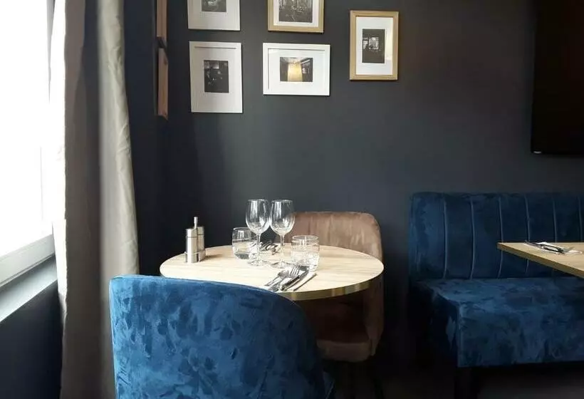 Hotelli La Pomme D Or