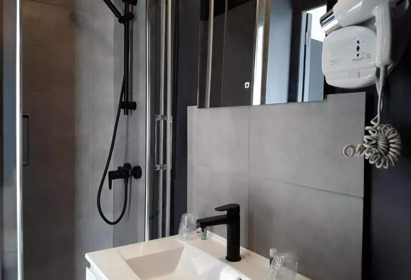 Hotelli La Pomme D Or