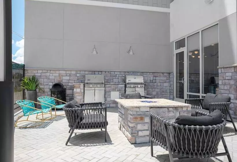Hotelli Towneplace Suites By Marriott Tampa Clearwater
