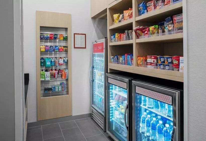 Hotelli Towneplace Suites By Marriott Tampa Clearwater