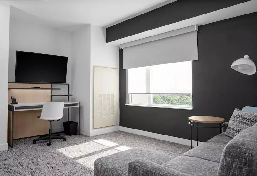 Hotelli Towneplace Suites By Marriott Tampa Clearwater