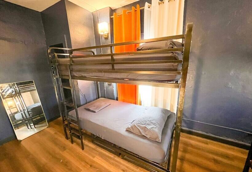 Ith Mission Beach Backpacker Hostel