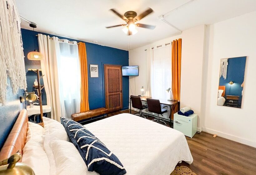 Ith Mission Beach Backpacker Hostel