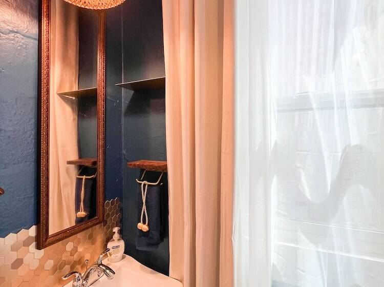 Ith Mission Beach Backpacker Hostel