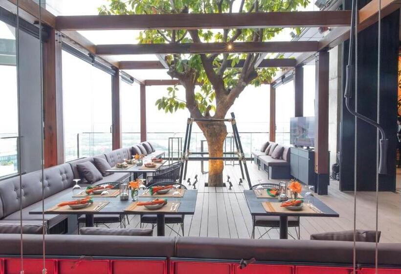 Ad Lib Hotel Khon Kaen