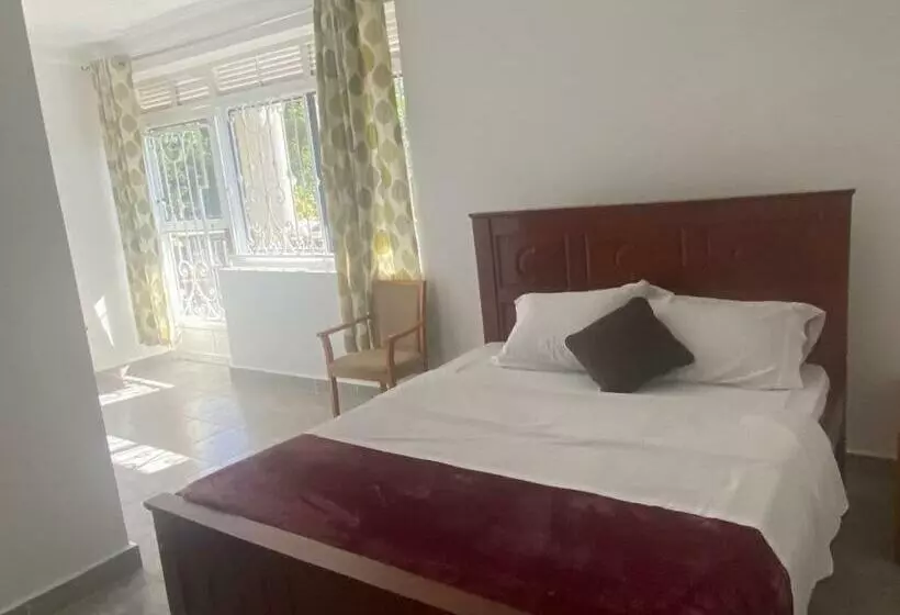 هتل Ingrid S Place Namugongo