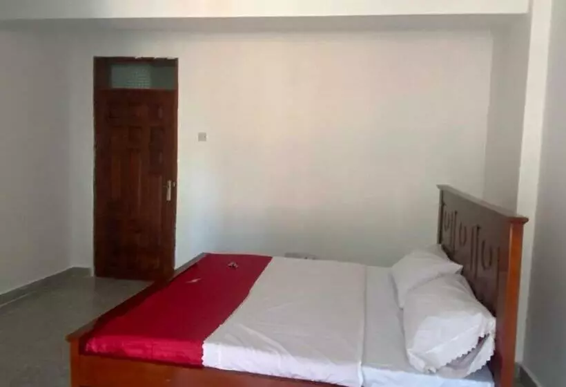 هتل Ingrid S Place Namugongo