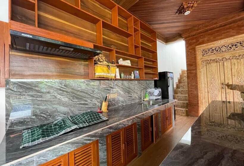 בית מלון כפרי Mikuk Cottages Canggu