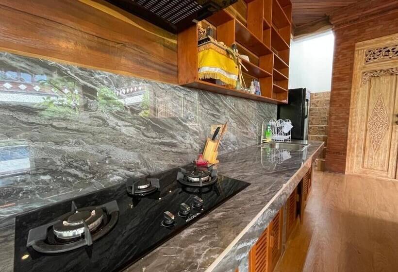 בית מלון כפרי Mikuk Cottages Canggu