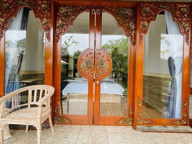 בית מלון כפרי Mikuk Cottages Canggu