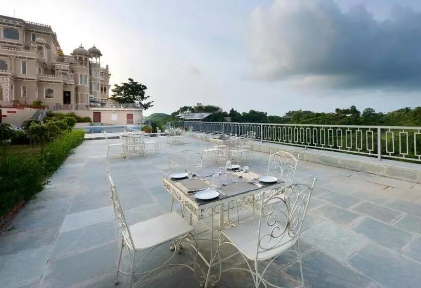 ホテル Renest Kumbhalgarh