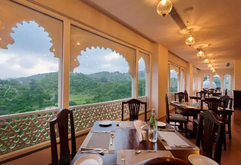 ホテル Renest Kumbhalgarh
