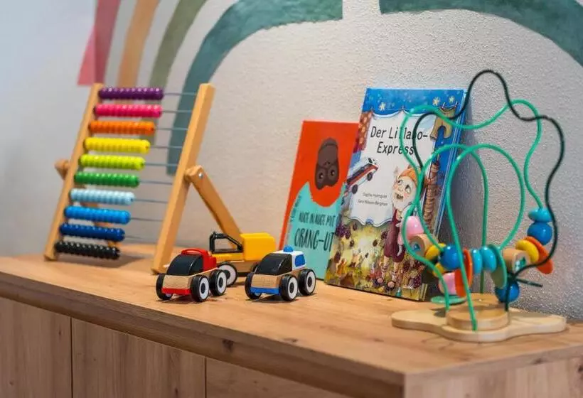 ホテル Zeitlang By Rösslwirt