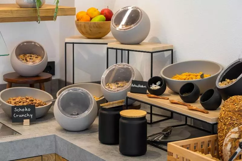 ホテル Zeitlang By Rösslwirt