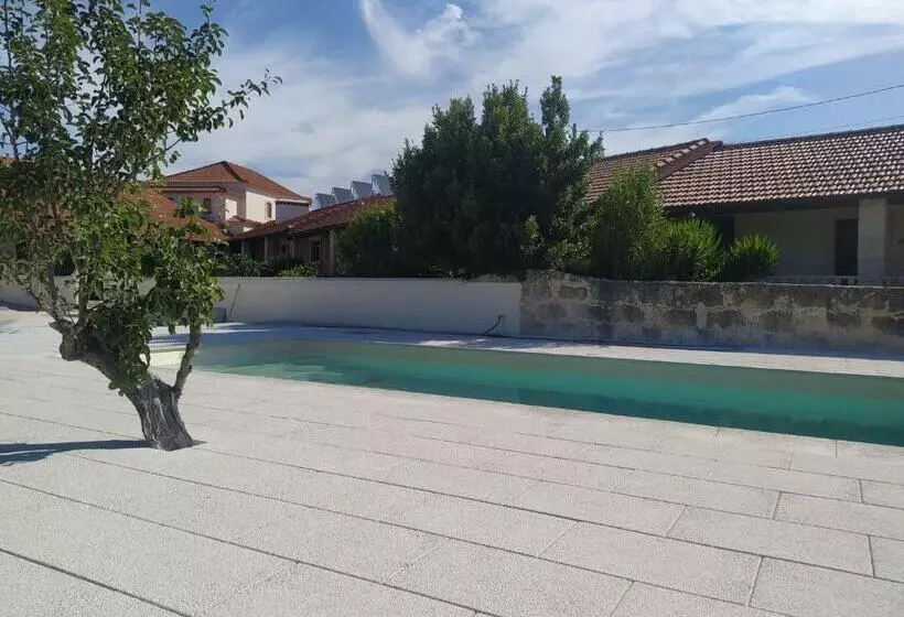 Aamiaismajoitus (B&B) O Pombal