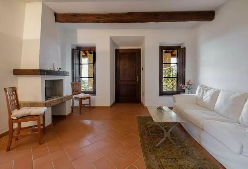 Hotelli Ginepro Poderone