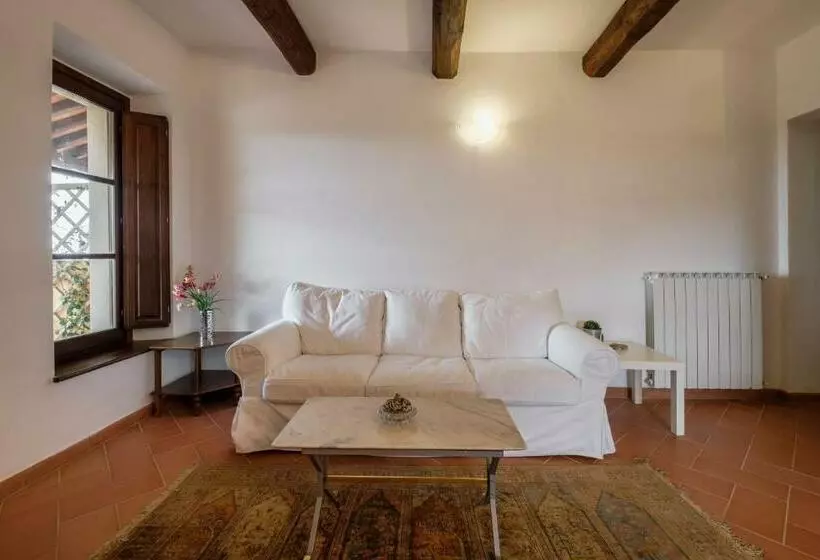 Hotelli Ginepro Poderone