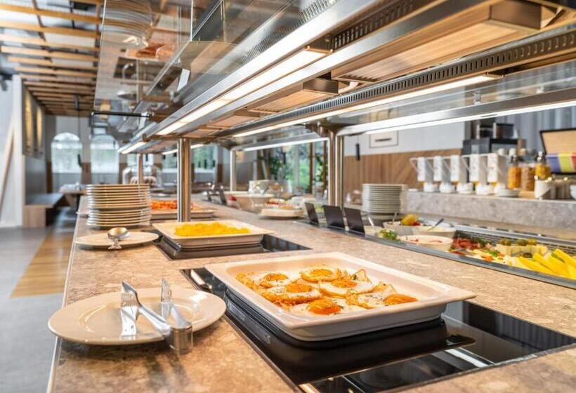 Hotelli Ibis Styles Graz Messe