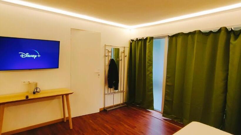 هتل Jacuzzi Love Suite