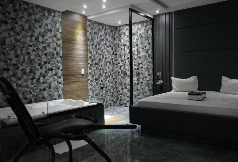 Motel Copacabana Café 1