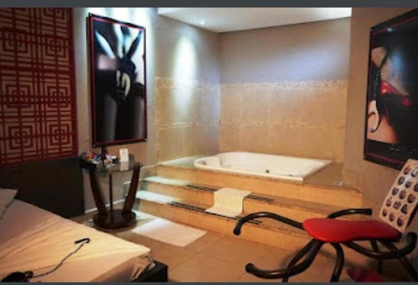 Motel Copacabana Café 1