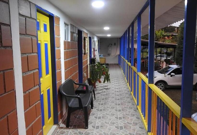 بنسيون La Rivera Hosteria Campestre