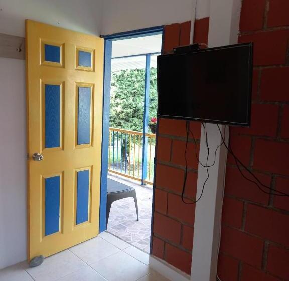 بنسيون La Rivera Hosteria Campestre