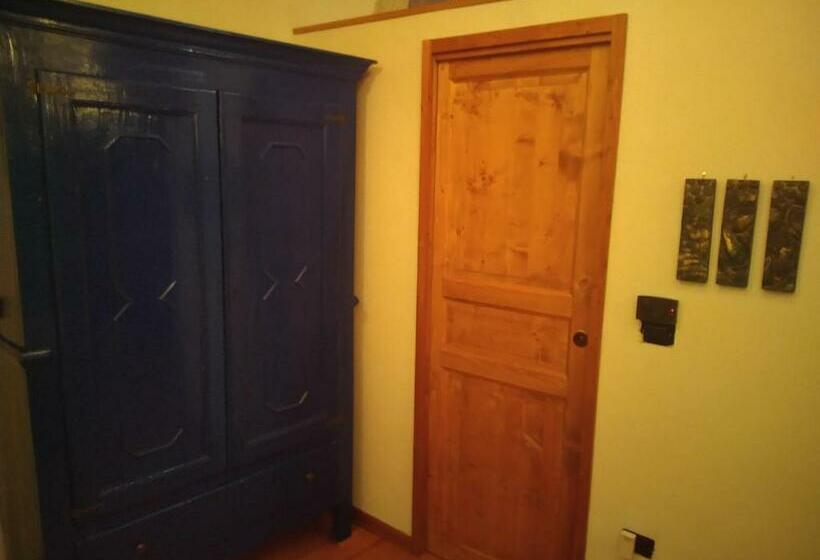 ベッドアンドブレックファースト La Stanza In Collina