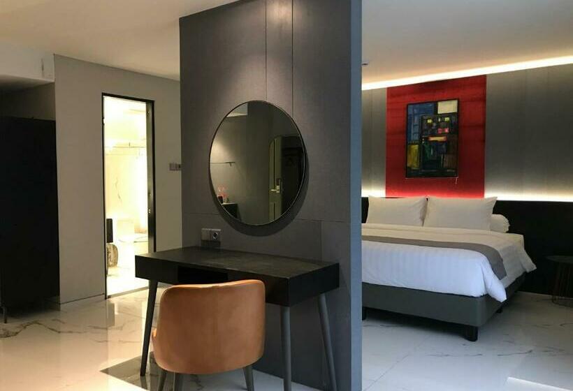 Otel Trio Azana Style Kebumen