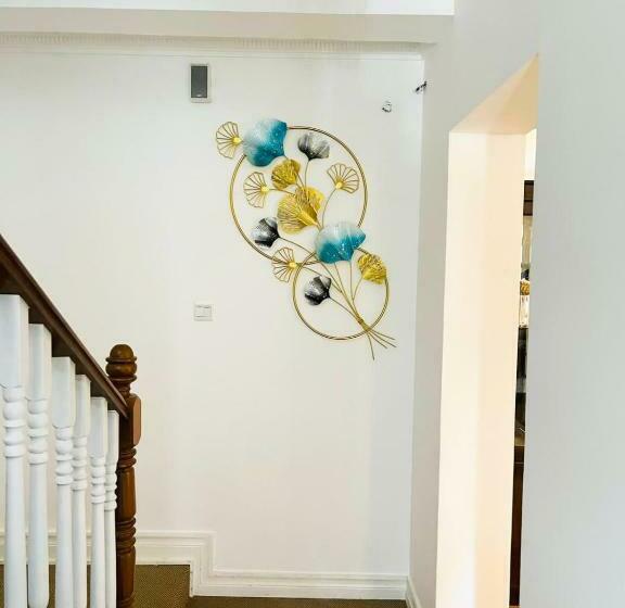 פנסיון Little England By Regus