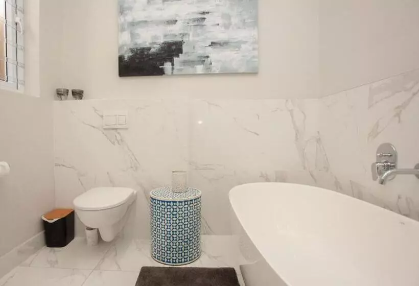 Majatalo No 4 Boutique Beach House