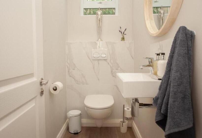 ペンション No 4 Boutique Beach House