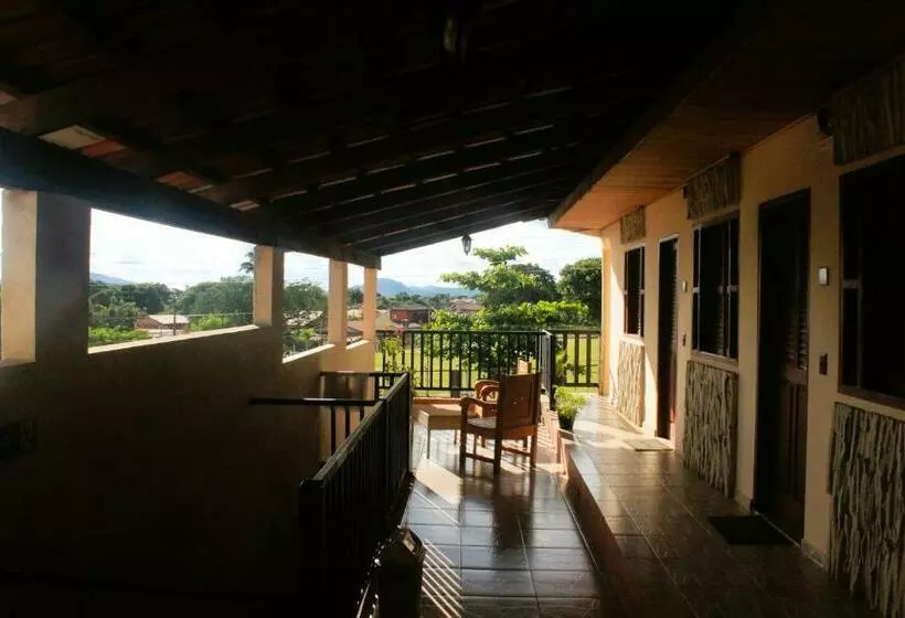 پانسیون Suítes Tia Olívia