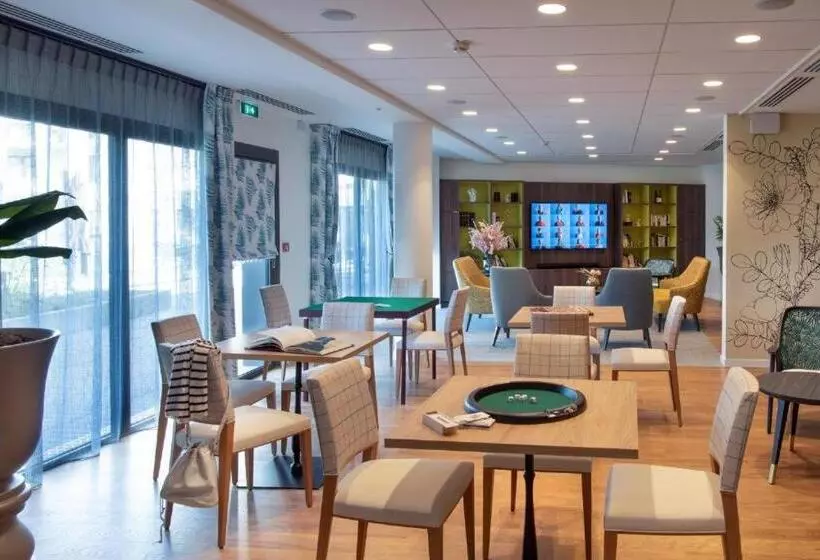 Résidence Services Seniors Domitys   La Belle Epoque