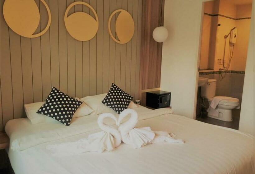 住宿加早餐  La La Moon Krabi Poshtel N  Pool