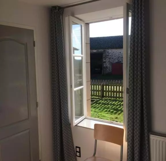 Aamiaismajoitus (B&B) Le Dragon Dans Les Buis