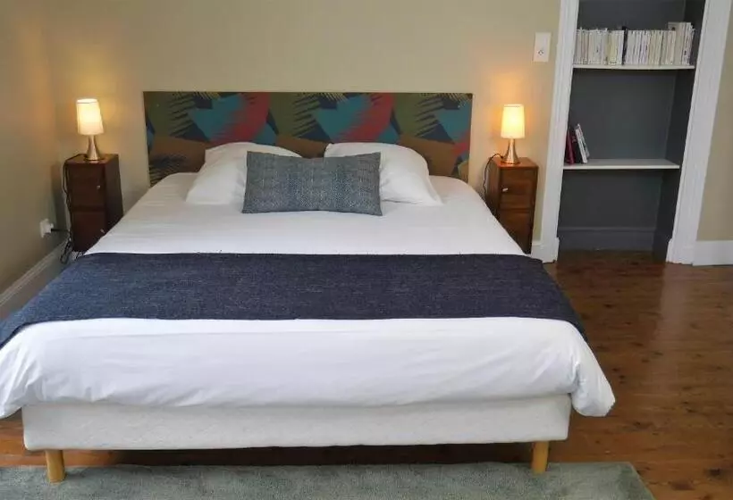 Aamiaismajoitus (B&B) Maison Castel Braz