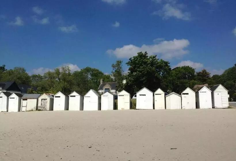 Aamiaismajoitus (B&B) Maison Castel Braz