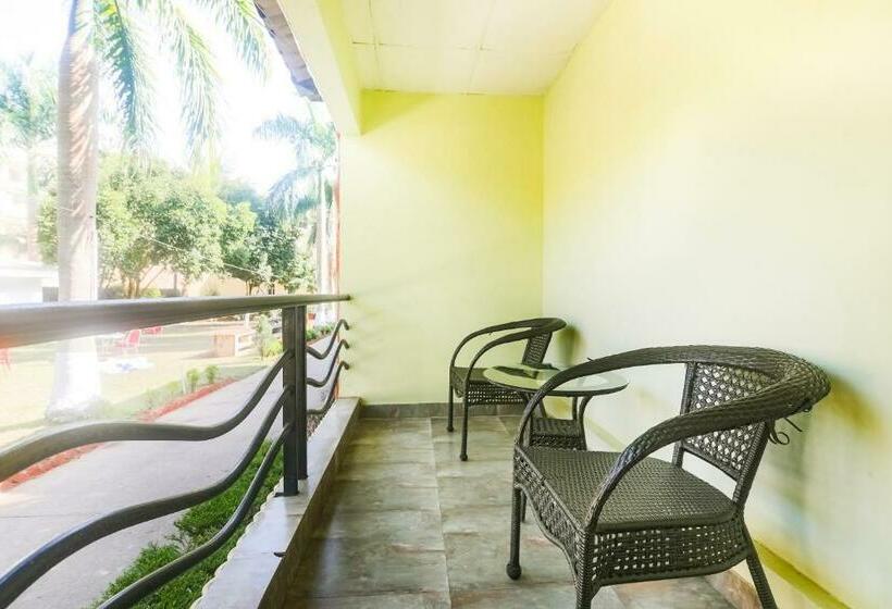 Capital O 7414 Spring Valley Resort