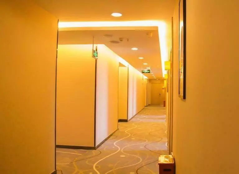 ホテル 7days Premium Chongqing Nanchuan Government Square Branch