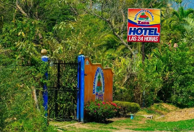 ホテル Balneario Y Cabañas Isis