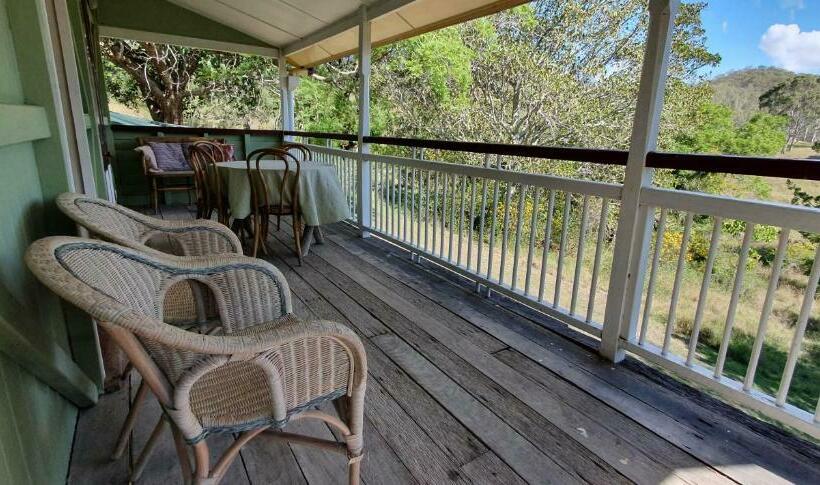 ホテル Cedar Glen Farmstay