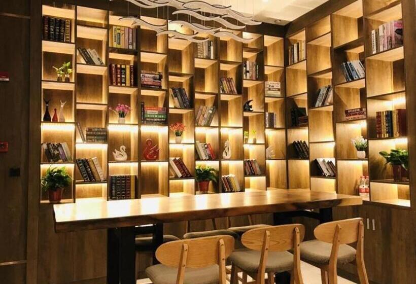 Отель Gya Changzhou Wujin District Hutang New Era Furniture Plaza