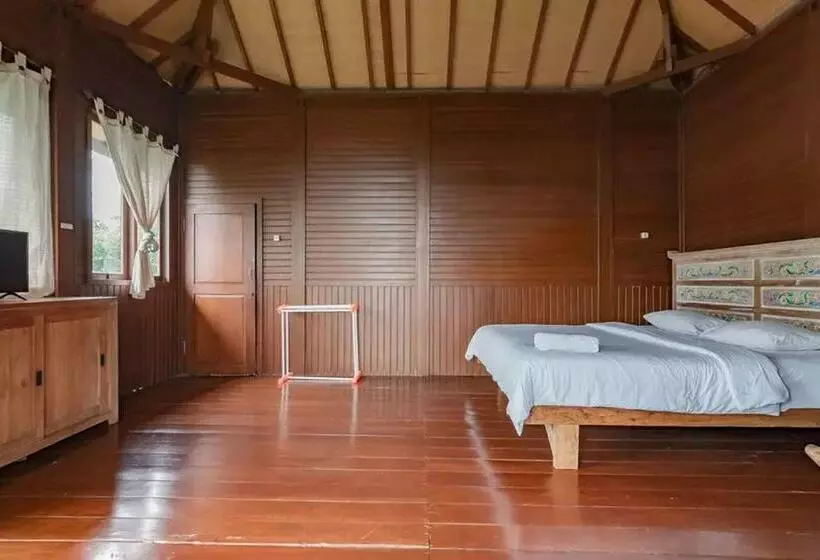 Hotelli Kanaka Residence Mitra Reddoorz