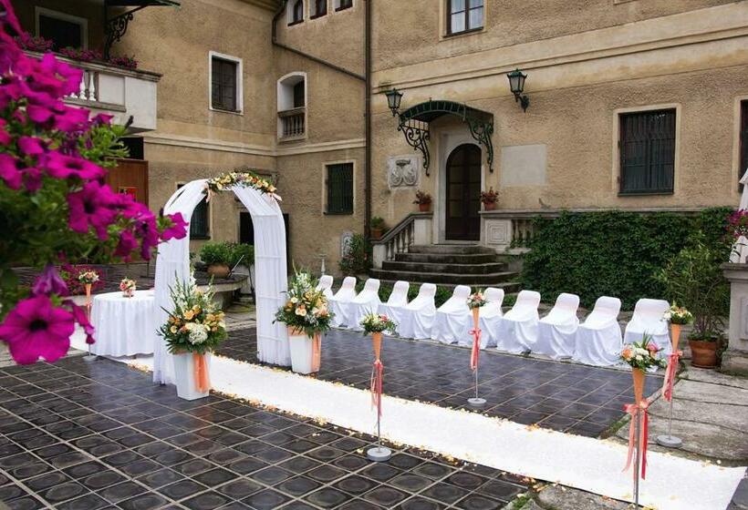 فندق Zámek Poruba