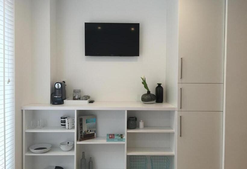 پانسیون Antwerp Town House Accommodations