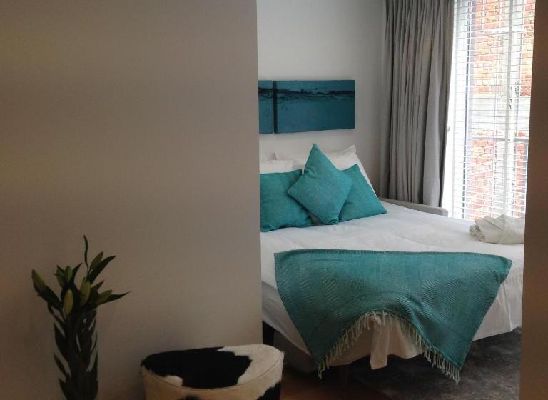 پانسیون Antwerp Town House Accommodations