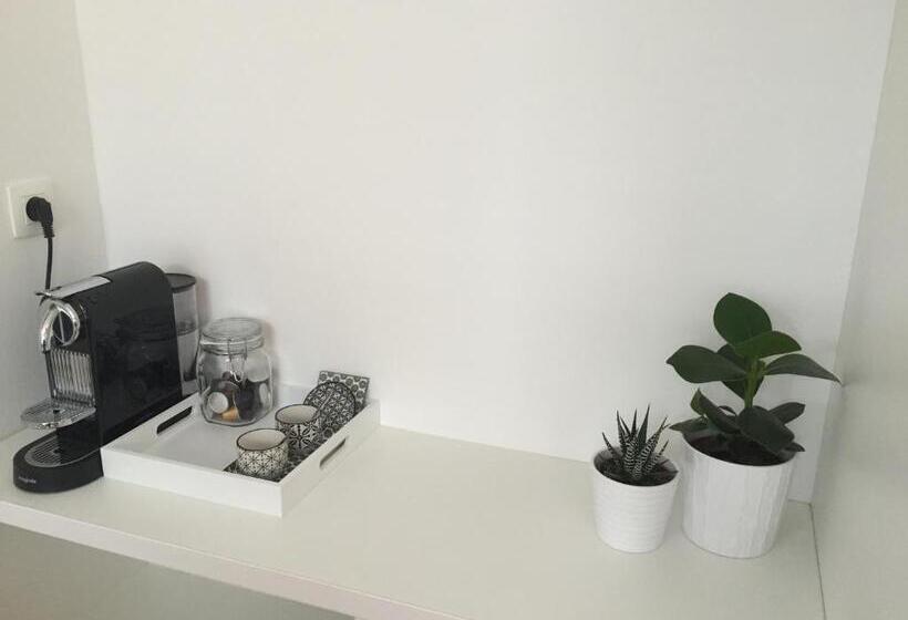 پانسیون Antwerp Town House Accommodations