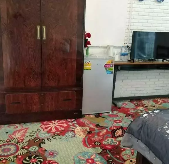 پانسیون Promphet House