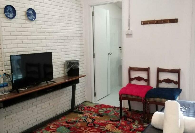 بنسيون Promphet House